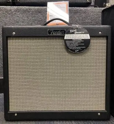 Fender - BLUES JR.