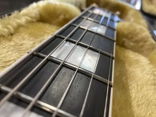 Epiphone -  EPI CS LP CUSTOM EBONY W/CS 2