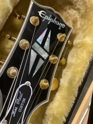 Epiphone -  EPI CS LP CUSTOM EBONY W/CS 2
