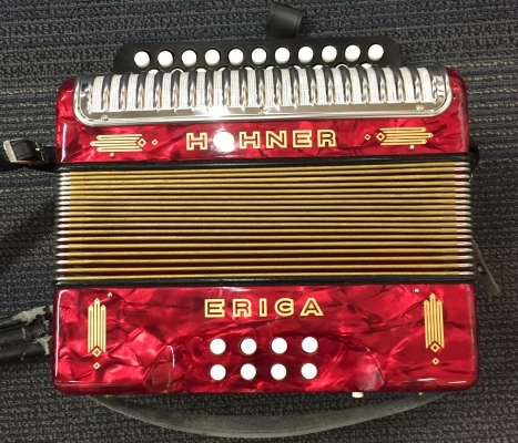 HOHNER - ERICA ACCORDION  G/C
