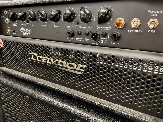 Traynor 200 Watt All-Tube Bass Head | Long & McQuade