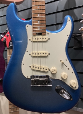 Fender - 011-4000-736