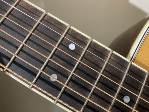 Martin Guitars - D-35 V18 2