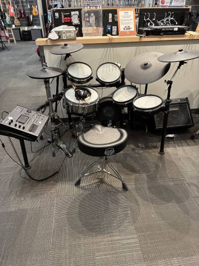Roland - TD-713-S