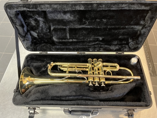 Store Special Product - KING 601 TRUMPET W/PLASTIC CS