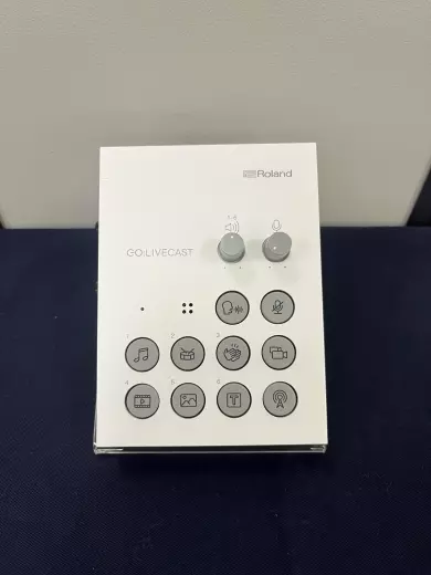 Roland - GO LIVE CAST