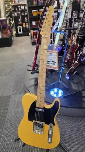 FENDER 75TH VINTERA ROAD WORN
