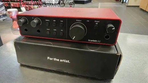 Focusrite - SCARLETT2I2MK4