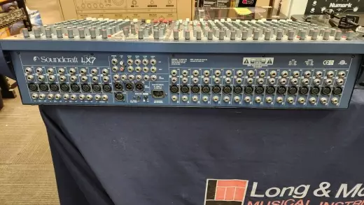 Soundcraft - LX7II 24CH 2