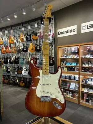 Store Special Product - Fender - Am Pro II Stratocaster