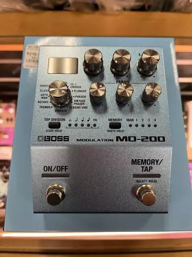 BOSS - MD-200