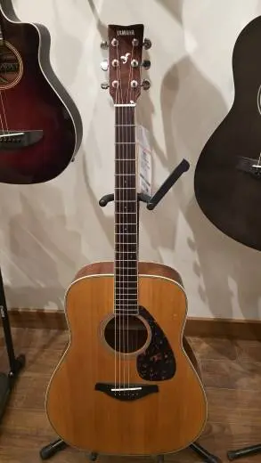 Yamaha - FG720S