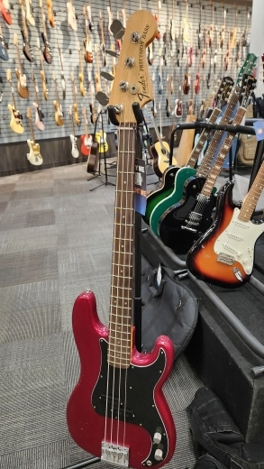 Fender - NATE MENDEL P BASS