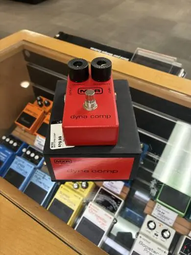 MXR - M102 DYNA COMP