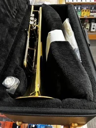Store Special Product - Yamaha Band - YTR8335II
