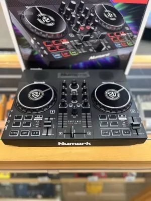 Numark - PARTYMIX LIVE