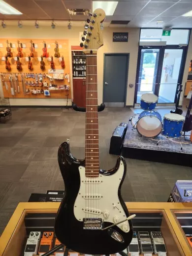 FENDER PLAYER STRAT PF BLK