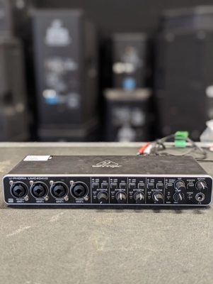 Behringer - UMC404HD