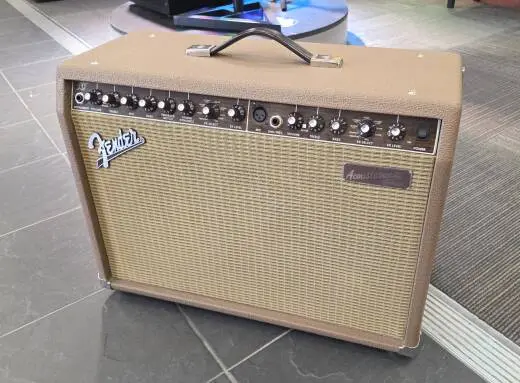 FENDER ACOUSTASONIC JR DSP