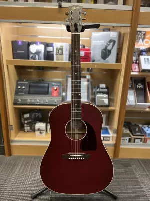GIBSON J-45 SPECIAL-SATIN WINE RED