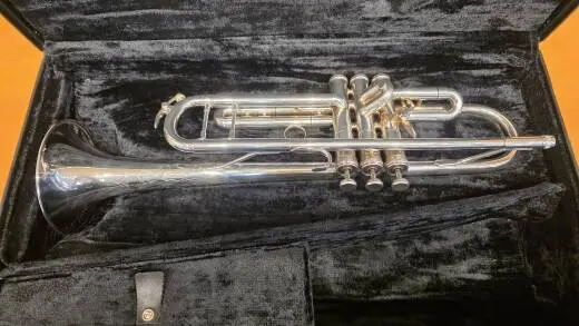 KING SILVER FLAIR BB TRUMPET 2