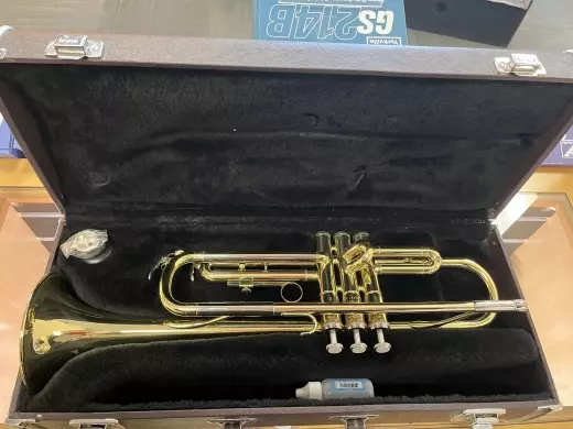YAMAHA YTR2320 TRUMPET