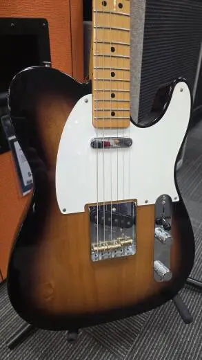 FENDER VINTERA II 50S NOCASTER 2