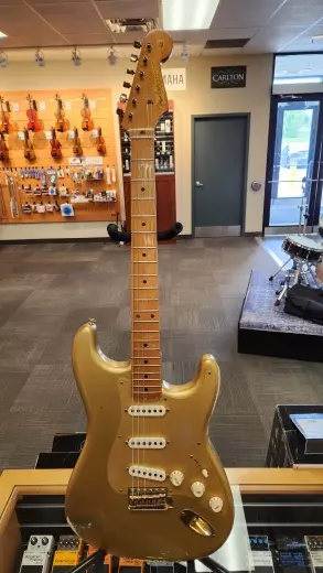 Fender Custom Shop - 55' BONE TONE STRAT