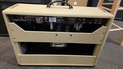 FENDER SUPERSONIC 22 BLOND 2