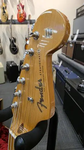 Fender - 011-0232-849 2