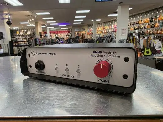 NEVE DESKTOP HEADPHONE AMPLIFIER