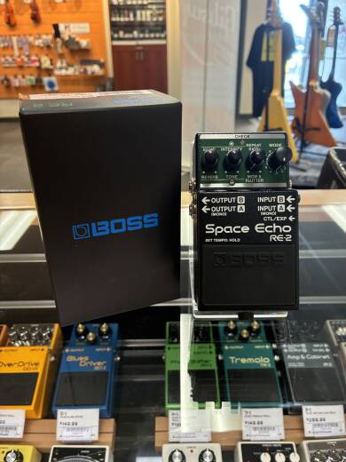 ギター BOSS Space Echo RE-2 BOSS RE-2 Space Echo Pedal | Long & McQuade