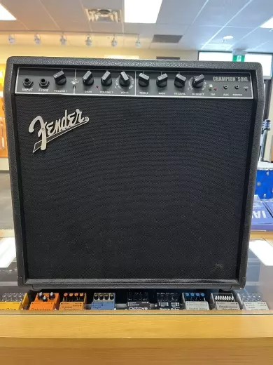 FENDER CHAMPION 50XL