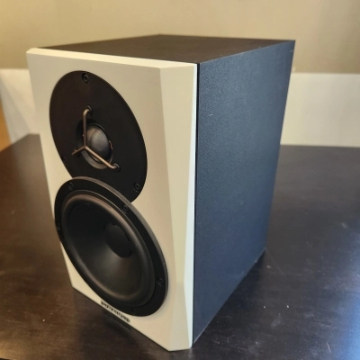 Dynaudio - LYD-5