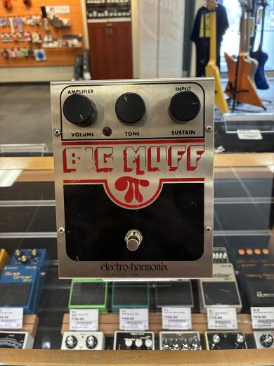 Electro-Harmonix Big Muff PI USA | Long & McQuade