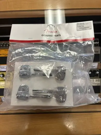 FENDER DLX BASS TUNERS SET CHROME LH