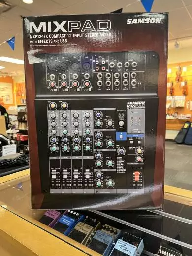 Samson - MXP124FX
