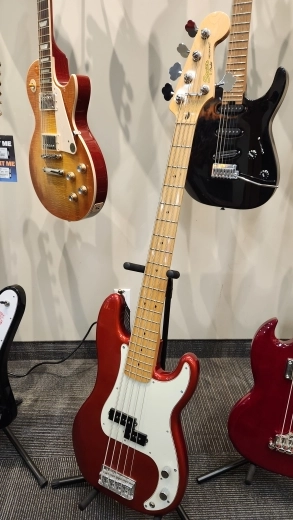 Squier - 5-string P-Bass