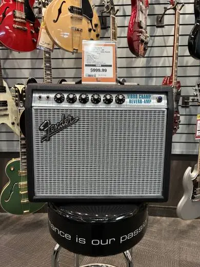 Store Special Product - Fender - 68 Custom Vibro Champ Reverb