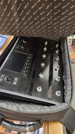 Store Special Product - Line 6 - HELIX