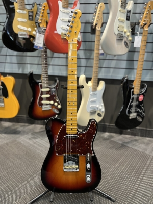 Store Special Product - FENDER AM PRO II TELE MN 3TS W/C