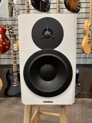 Dynaudio - LYD-8
