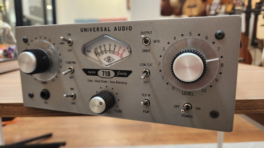 Universal Audio - 710 TWIN-FINITY