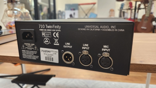 Universal Audio - 710 TWIN-FINITY 2