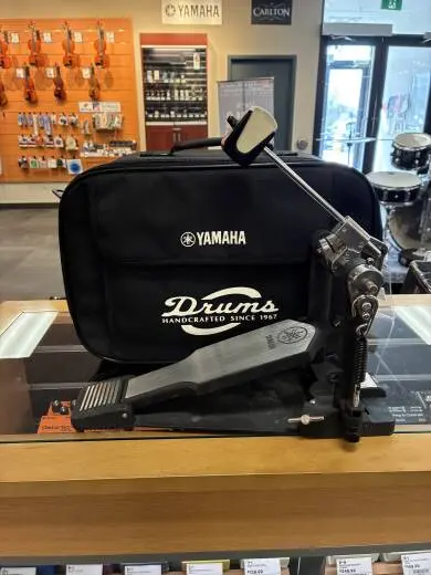 Yamaha - FP9500D