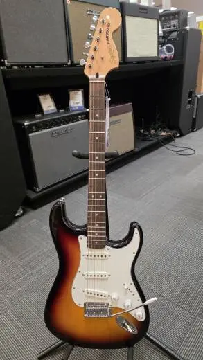 SQUIER AFF STRAT