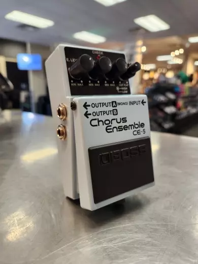 BOSS - CE-5