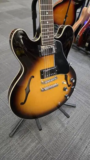 GIBSON ES-335 VINTAGE BURST 2
