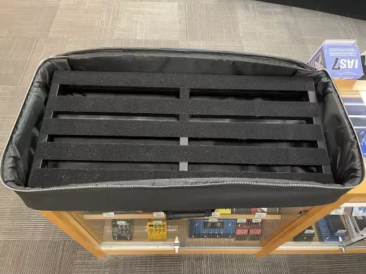 Pedaltrain Novo 32 with softcase