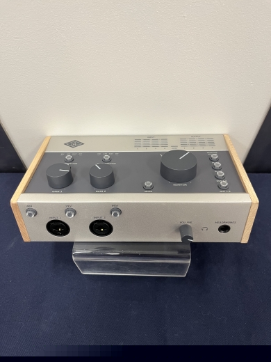 Universal Audio - UA-VOLT476